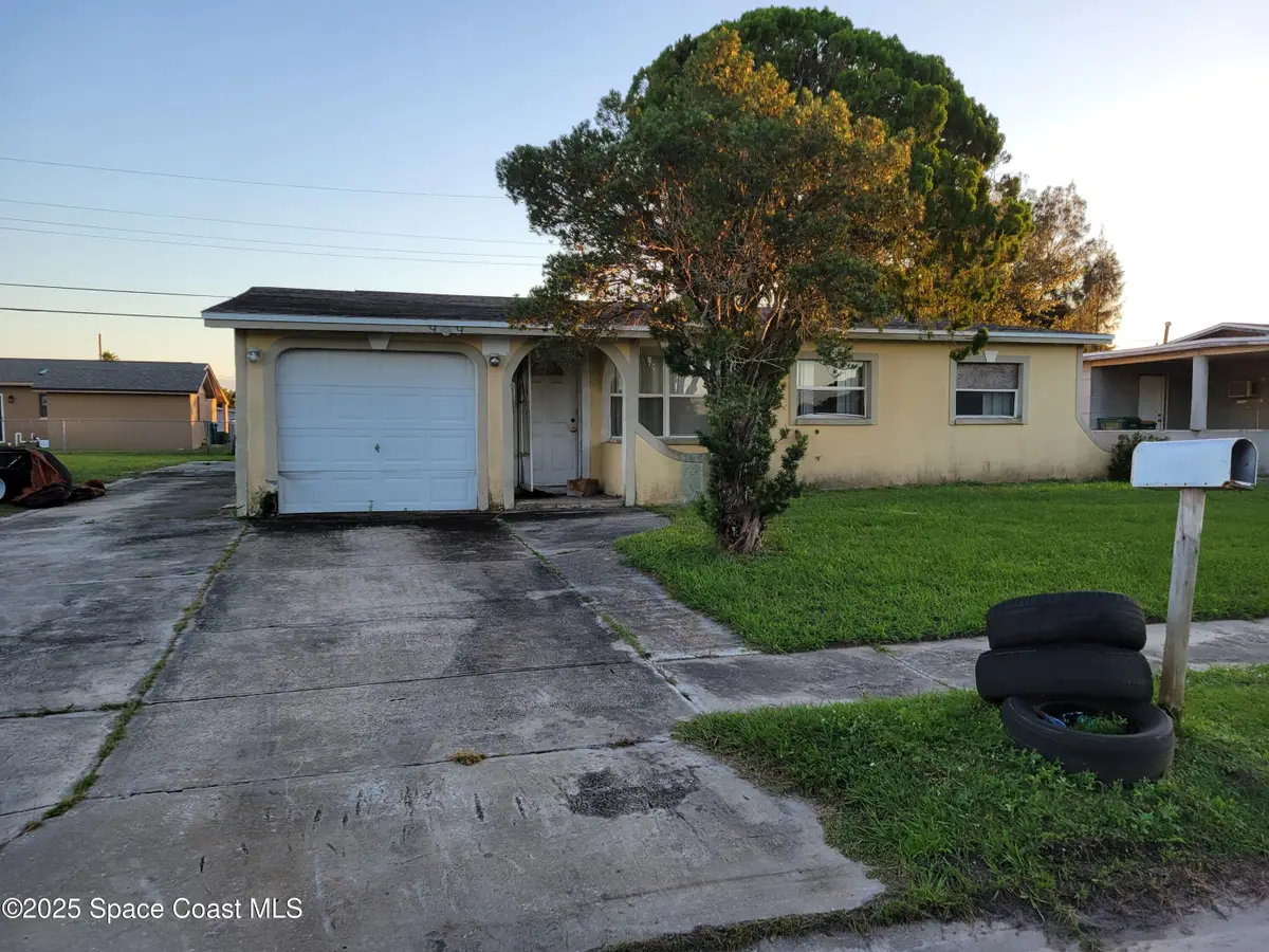 909 Almond Boulevard, Melbourne, FL 32901 - Image #1