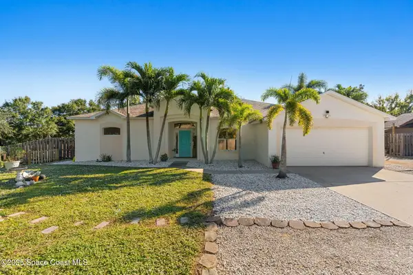 1564 S Tropical Trail, Merritt Island, FL 32952