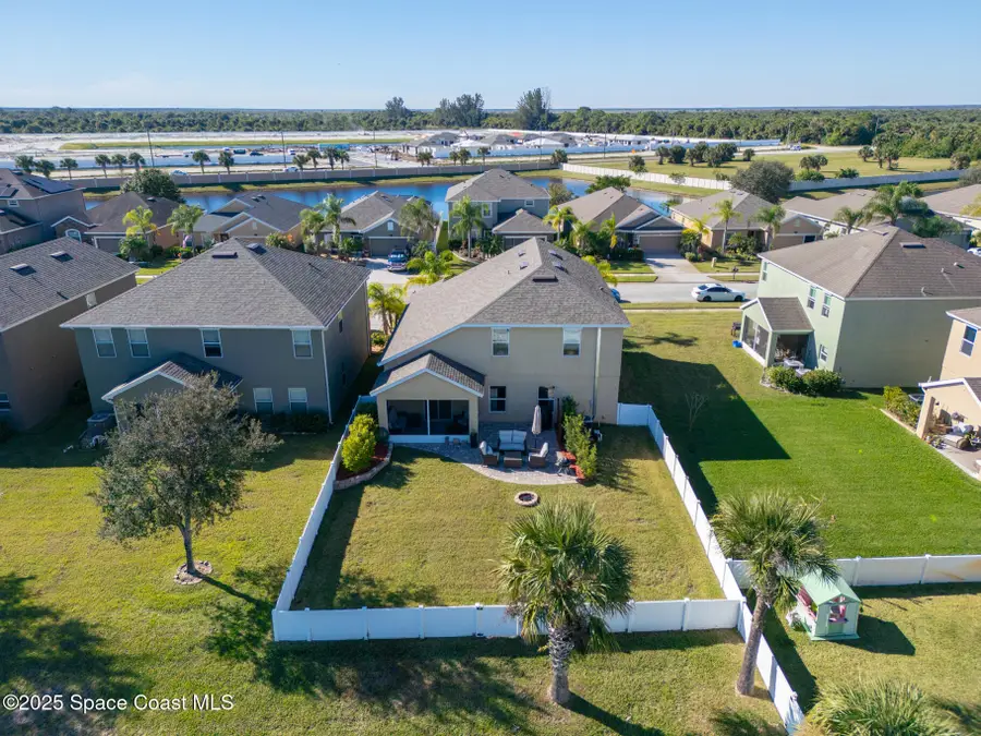 2389 Snapdragon Drive Nw, Palm Bay, FL 32907 - Image #3