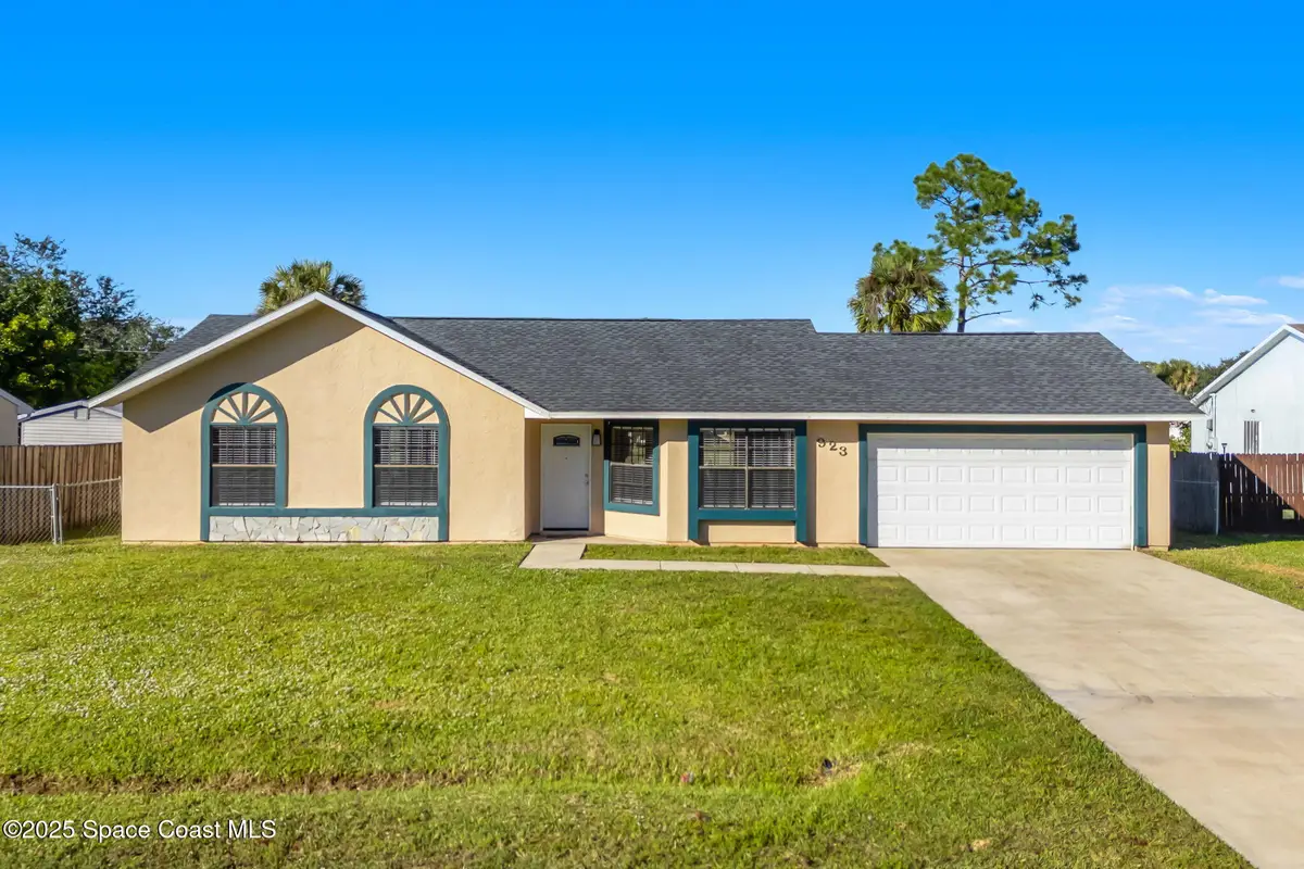 923 Pace Drive Nw, Palm Bay, FL 32907 - Image #1