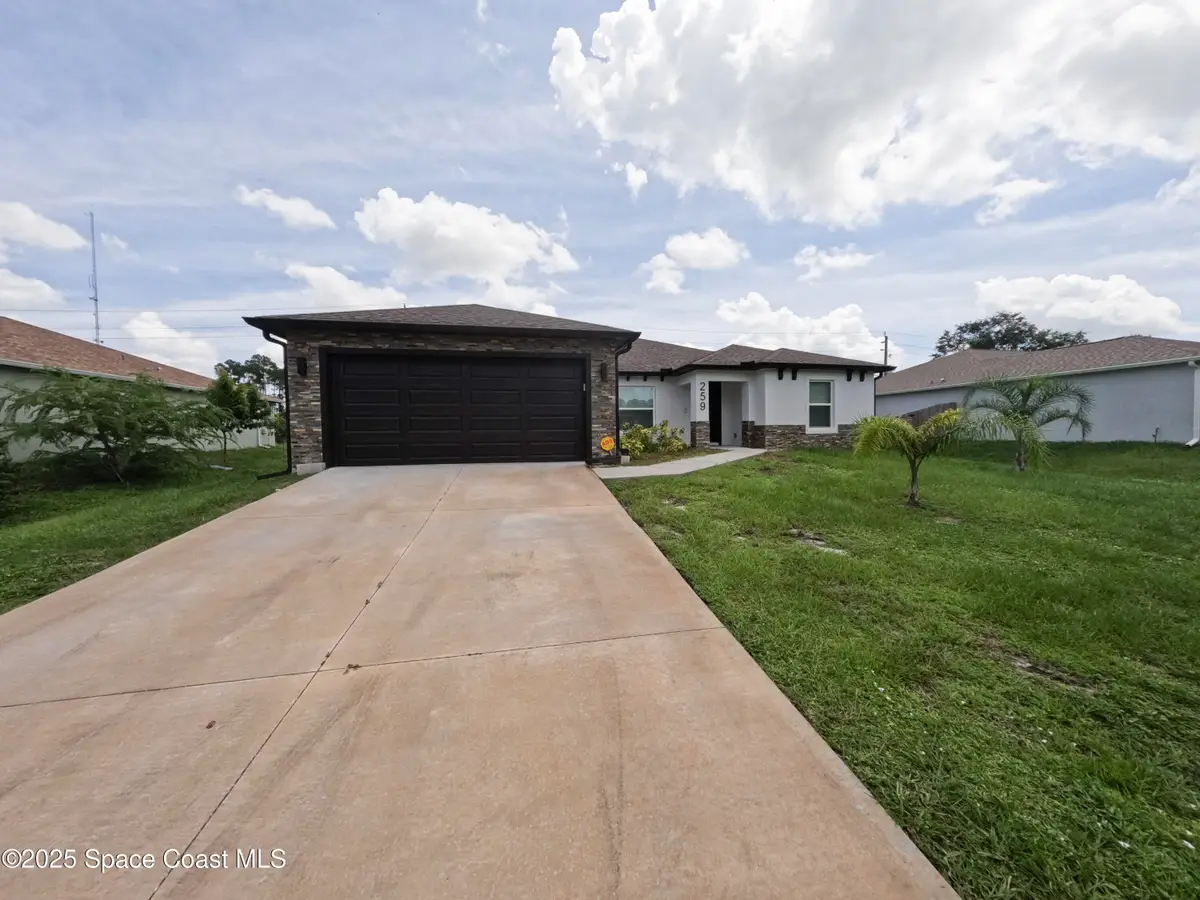 259 Wilton Avenue Sw, Palm Bay, FL 32908 - Image #1