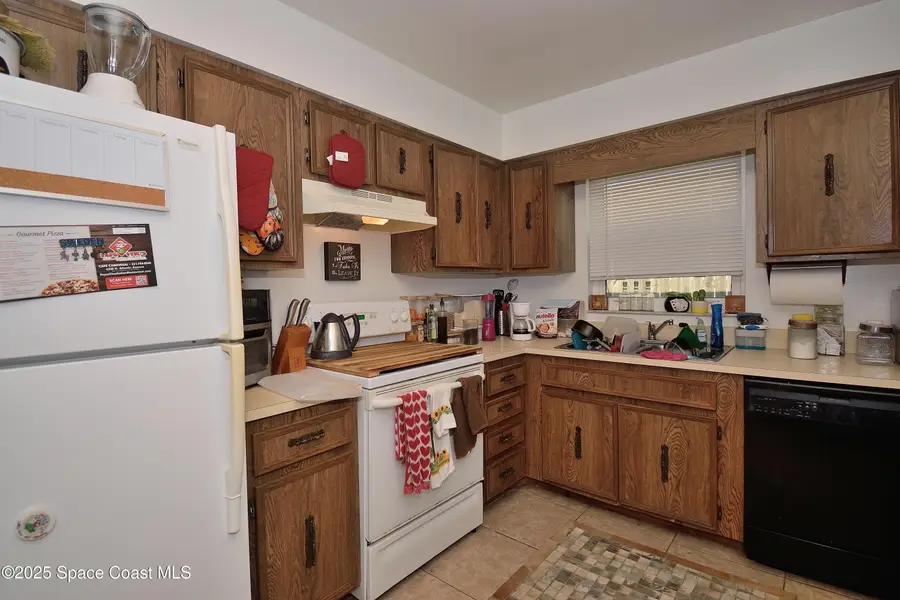 141 Woodland Avenue, Cocoa Beach, FL 32931 - Image #3