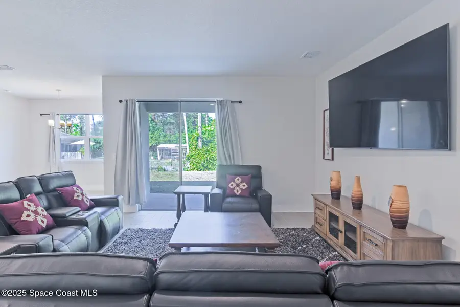 951 Sareta Street Se, Palm Bay, FL 32909 - Image #3