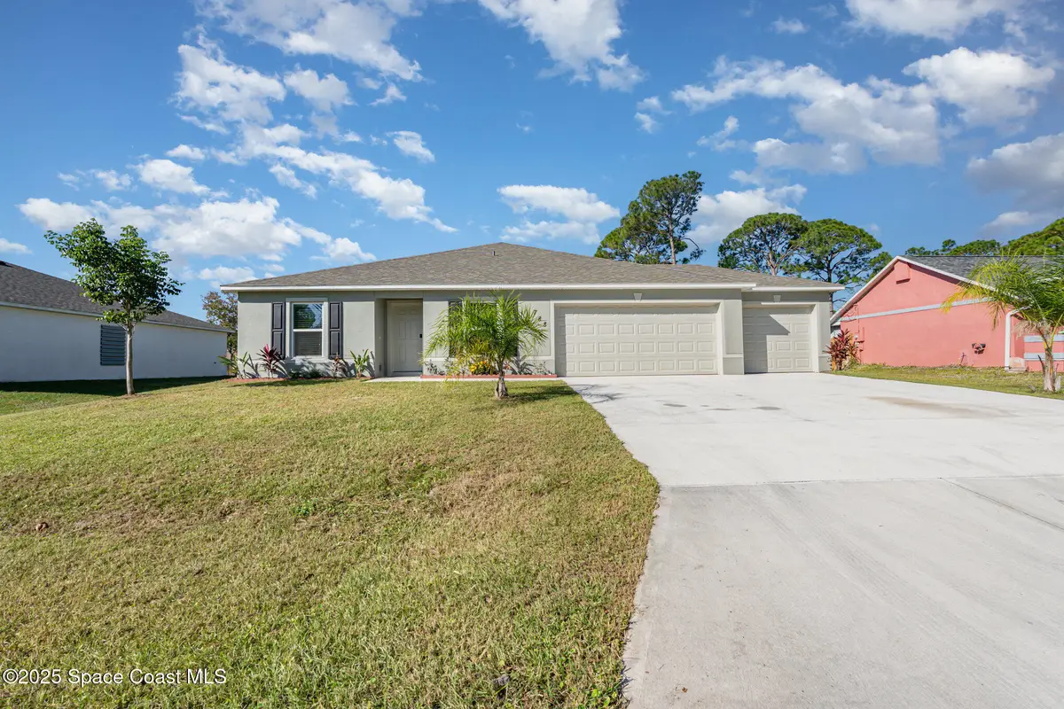 788 Isar Avenue Nw, Palm Bay, FL 32907 - Image #1