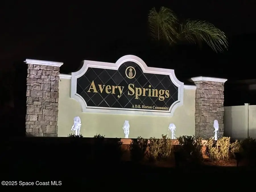 1677 Mineral Loop Drive Nw, Palm Bay, FL 32907 - Image #2