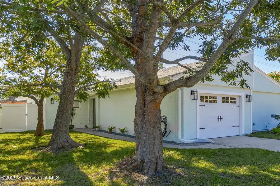 479 Willow Tree Drive, Melbourne, FL 32940 - Image #2