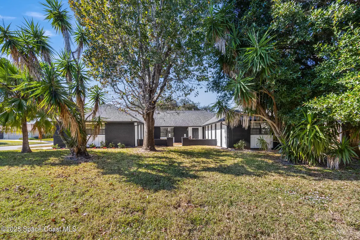 1007 Pineapple Avenue Ne, Palm Bay, FL 32905 - Image #1