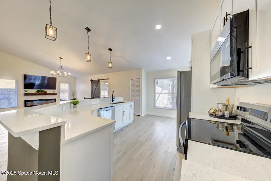 3057 Pineda Crossing Drive, Melbourne, FL 32940 - Image #2