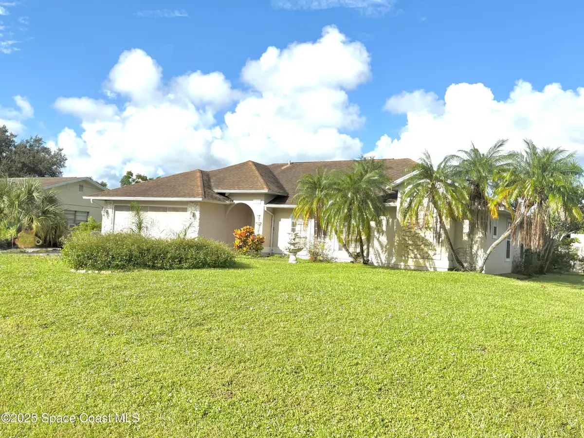 1430 NE Emerson Drive Ne, Palm Bay, FL 32907 - Image #1