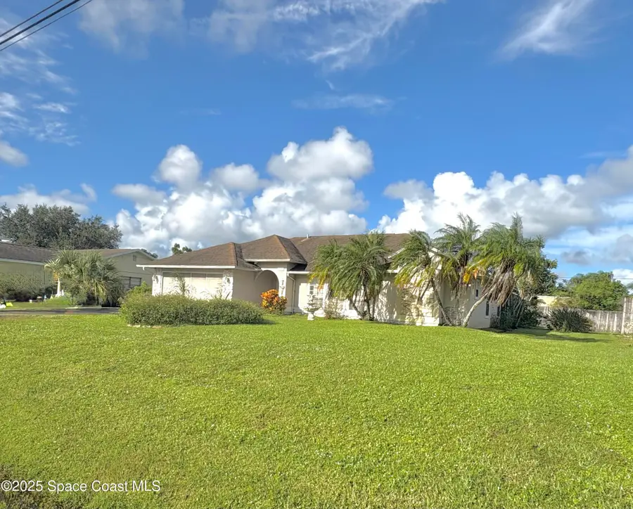 1430 NE Emerson Drive Ne, Palm Bay, FL 32907 - Image #2