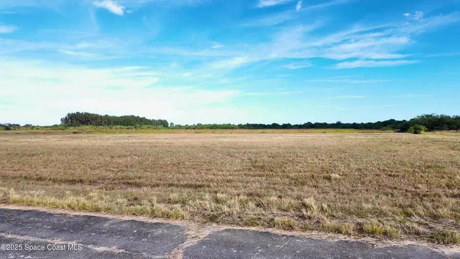 2481 Sesban Avenue Sw, Palm Bay, FL 32908 - Image #3