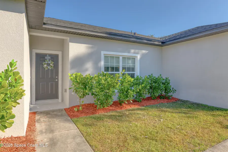 561 Windswept Avenue Sw, Palm Bay, FL 32908 - Image #3