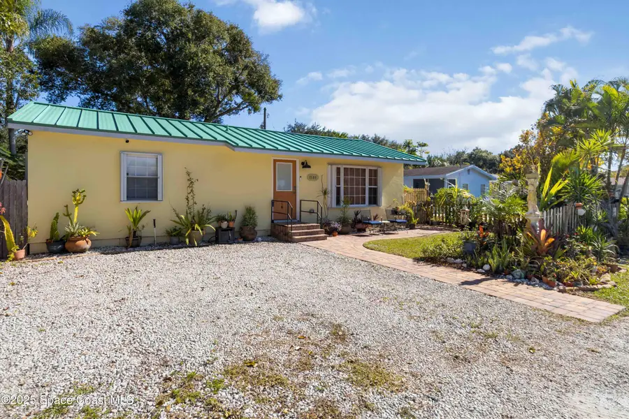 1589 Magnolia Street Ne, Palm Bay, FL 32905 - Image #2