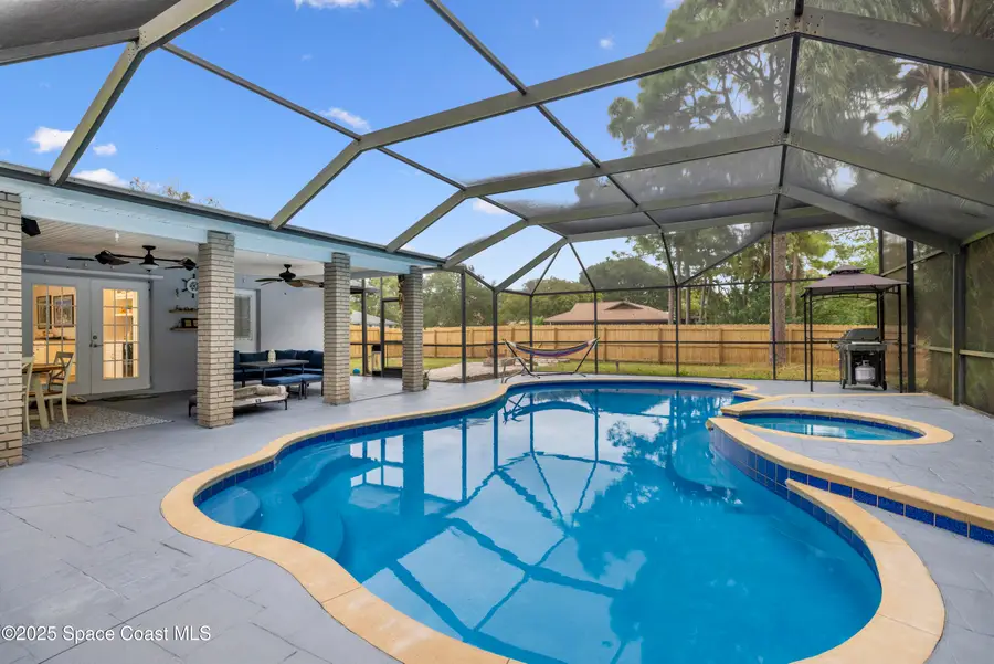 456 Narragansett Street Ne, Palm Bay, FL 32907 - Image #2