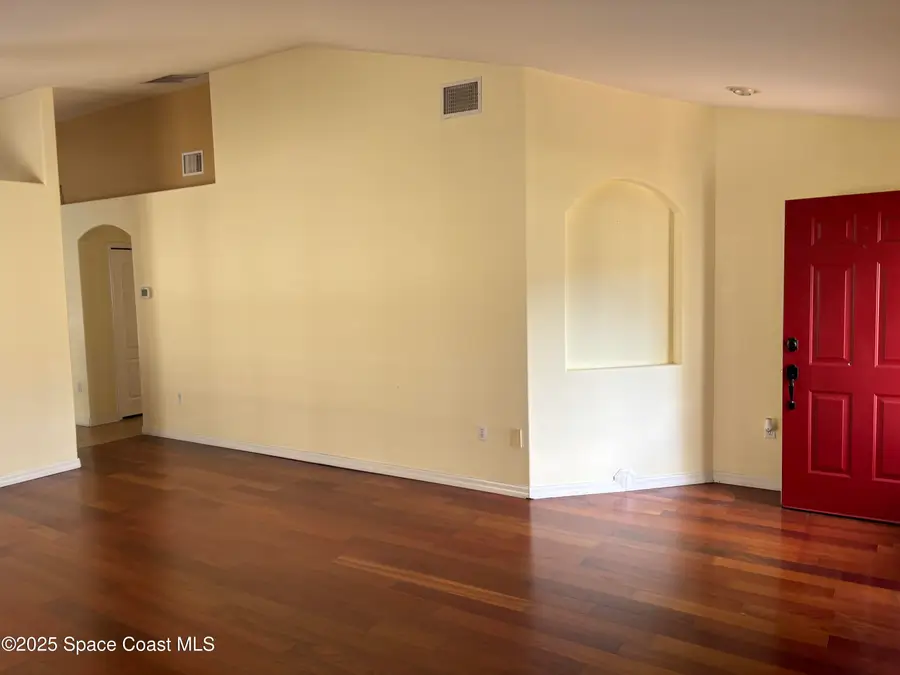 741 Indian Oaks Drive, Melbourne, FL 32901 - Image #2