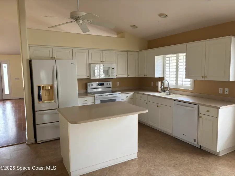 741 Indian Oaks Drive, Melbourne, FL 32901 - Image #3