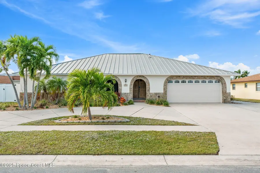 1525 Sykes Creek Drive, Merritt Island, FL 32953 - Image #2