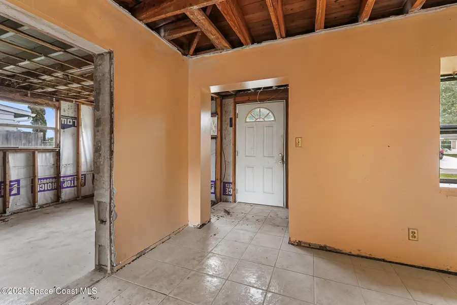 352 Vesta Circle, Melbourne, FL 32901 - Image #3