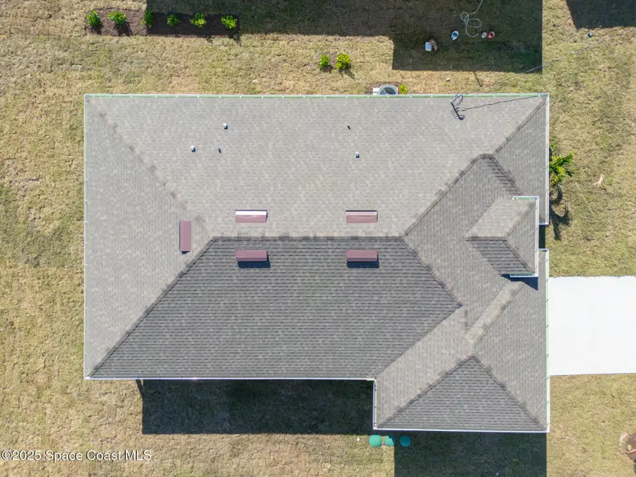 2357 Hagoplan Avenue Sw, Palm Bay, FL 32908 - Image #2