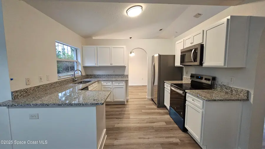 6915 Camden Avenue, Cocoa, FL 32927 - Image #2