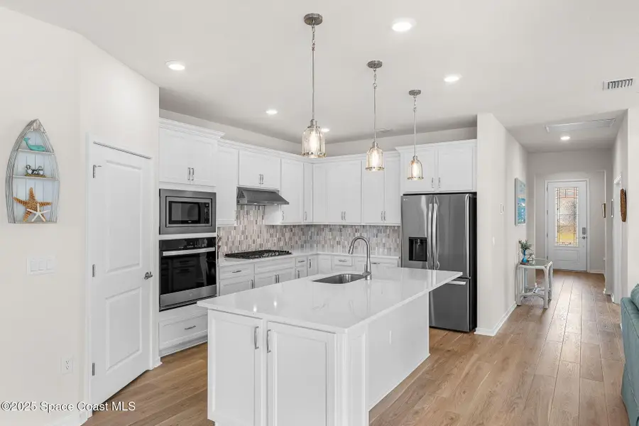 8870 Shoreline Avenue, Melbourne, FL 32940 - Image #2