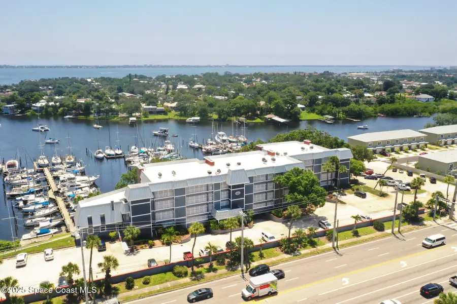 905 N Harbor City Boulevard #303, Melbourne, FL 32935 - Image #2