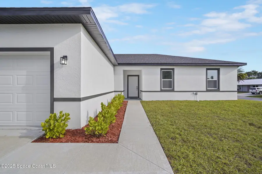 2668 Dennis Avenue Se, Palm Bay, FL 32909 - Image #3