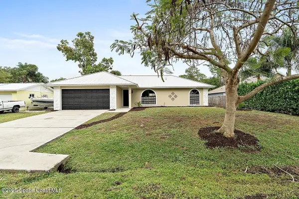 914 Devon Avenue, Sebastian, FL 32958