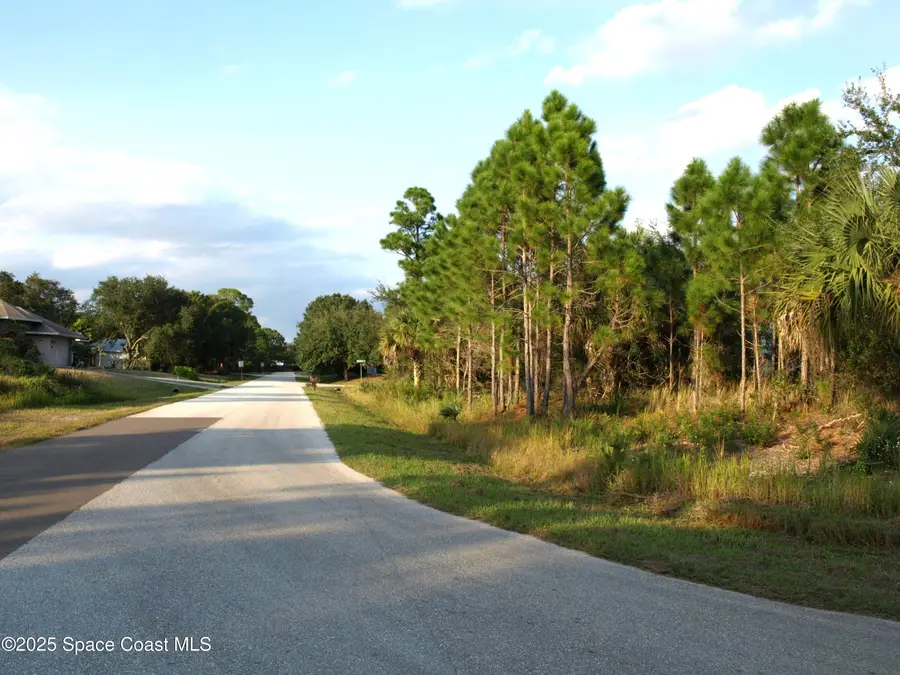 1615 Tigard Street Se, Palm Bay, FL 32909 - Image #3