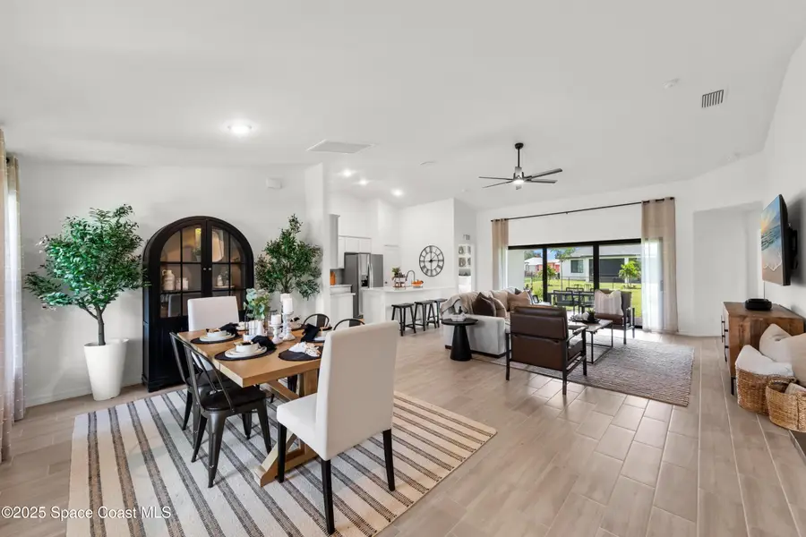 792 Darlington Avenue Sw, Palm Bay, FL 32908 - Image #2