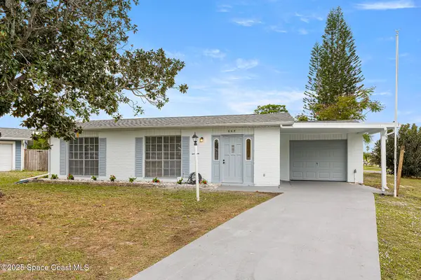 668 Thomas Jefferson Lane, Melbourne, FL 32904