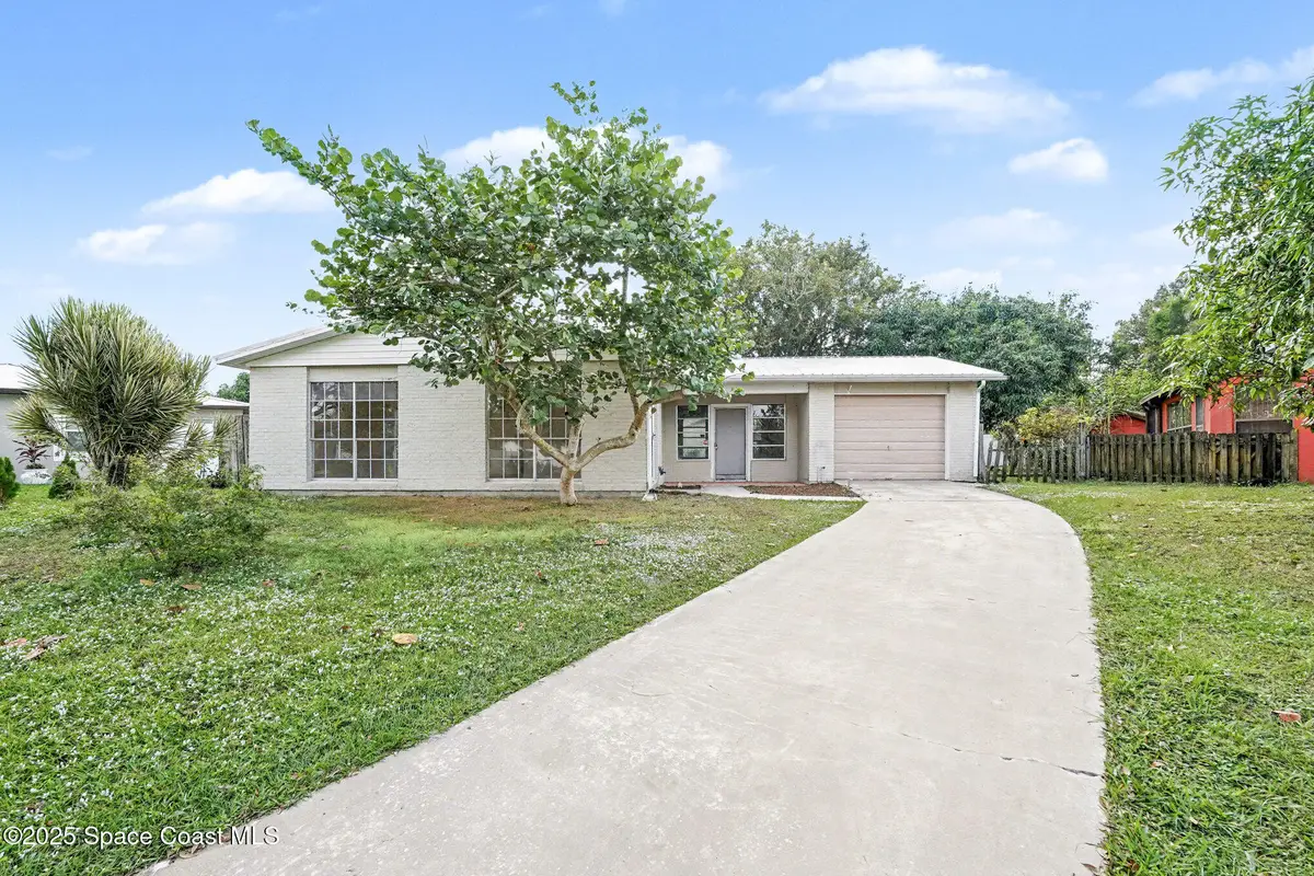 676 Thomas Jefferson Lane, Melbourne, FL 32904 - Image #1