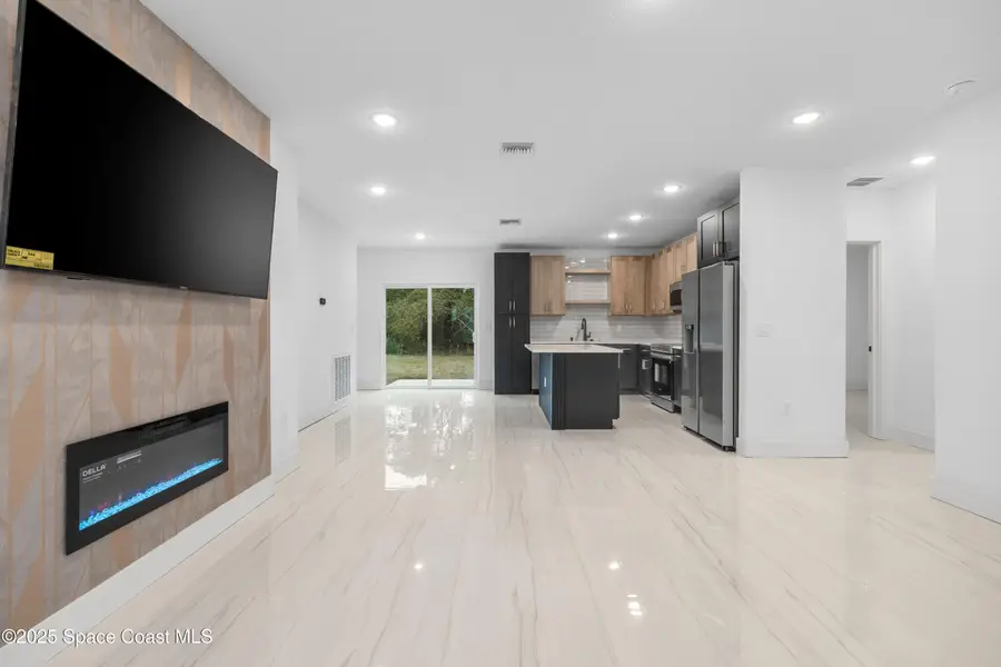 1091 Tolson Street Se, Palm Bay, FL 32909 - Image #3