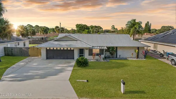 761 Firestone Street Ne, Palm Bay, FL 32907