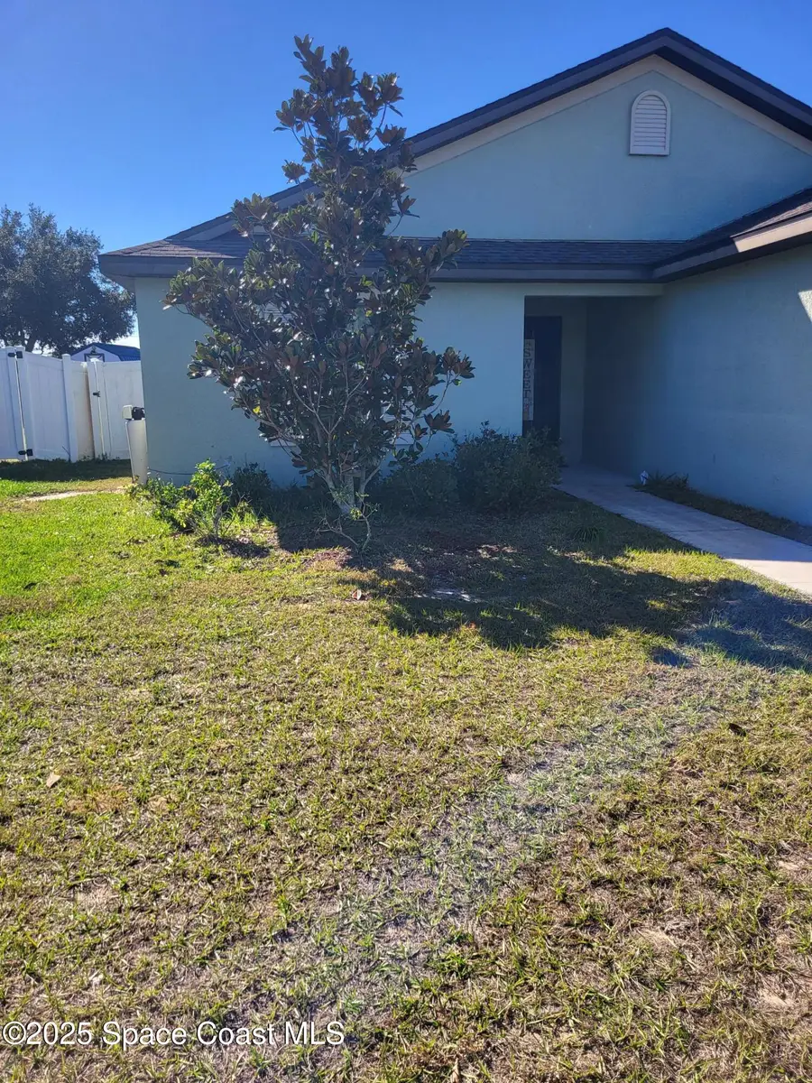 645 Chicago Way, Dundee, FL 33838 - Image #2