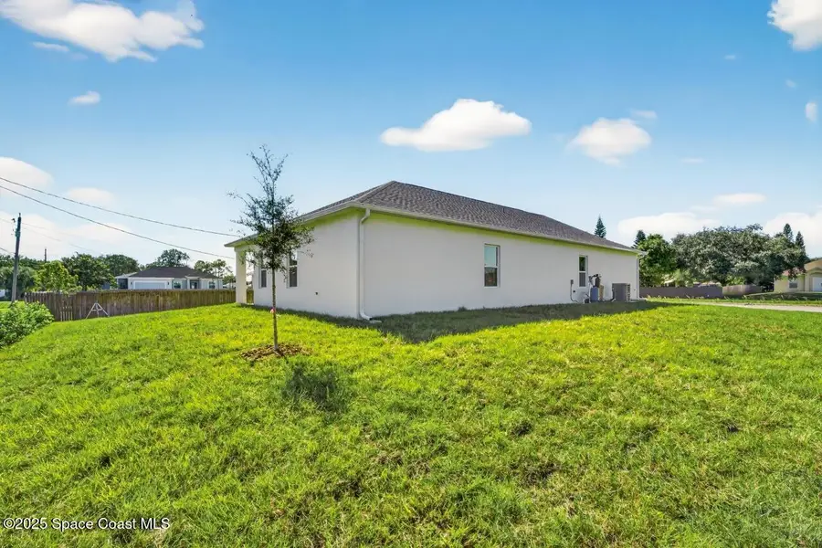 8426 E 98th Avenue, Vero Beach, FL 32967 - Image #3