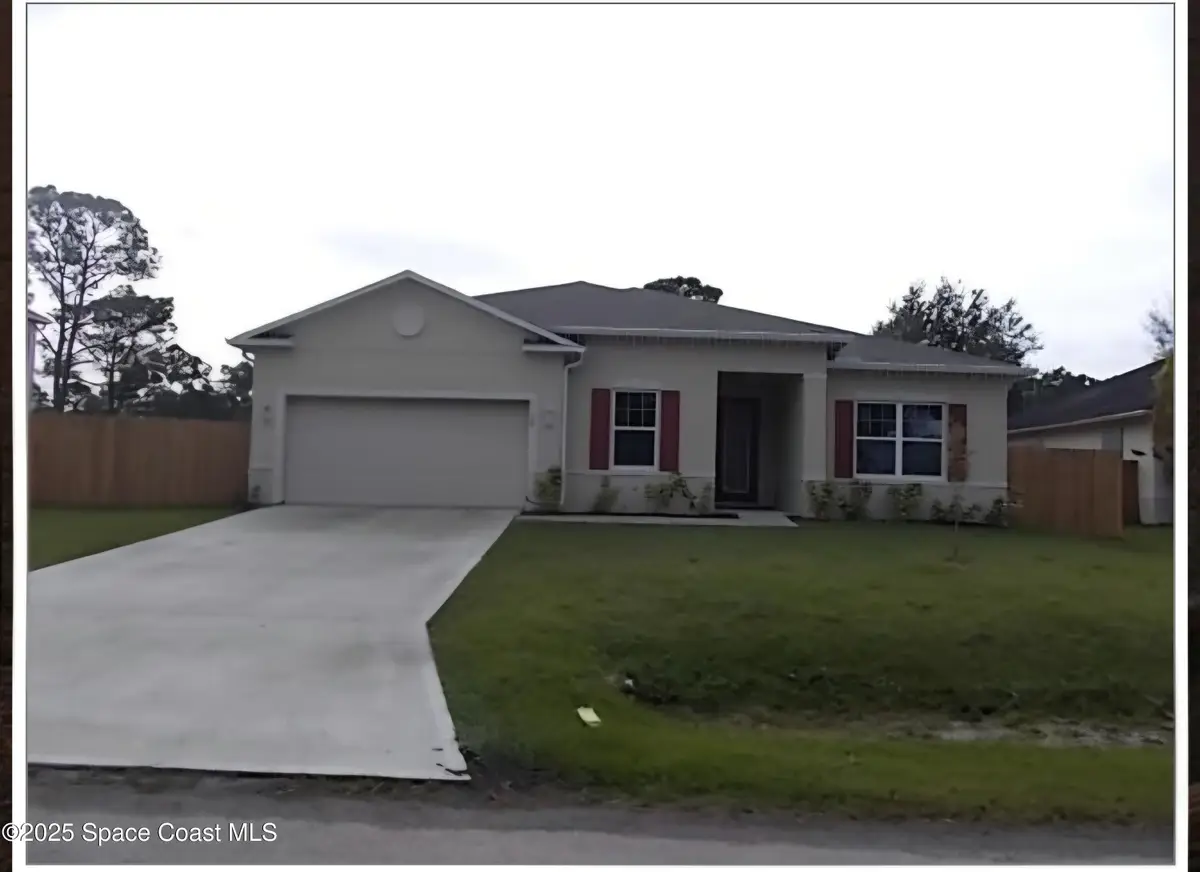 138 Cameron Street Se, Palm Bay, FL 32909 - Image #1