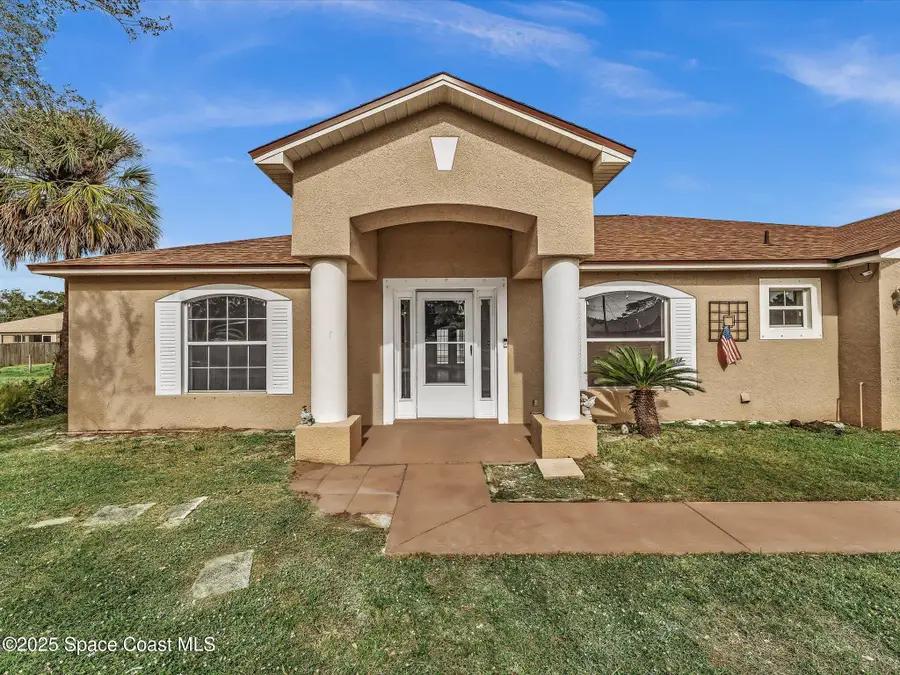 507 Fitzsimmons Street Sw, Palm Bay, FL 32908 - Image #2