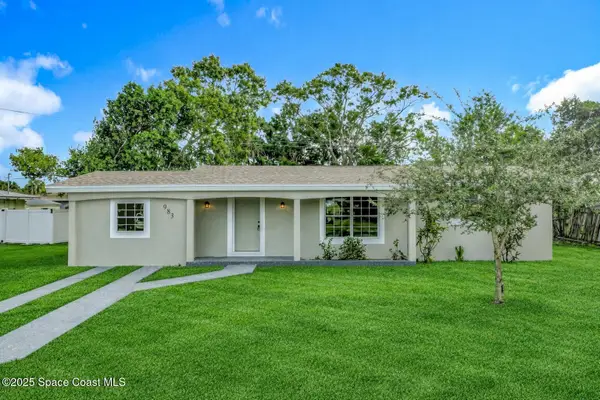 983 Vangi Lane Ne, Palm Bay, FL 32905