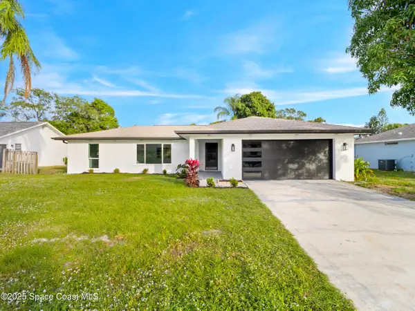 467 Foxdall Avenue Ne, Palm Bay, FL 32907