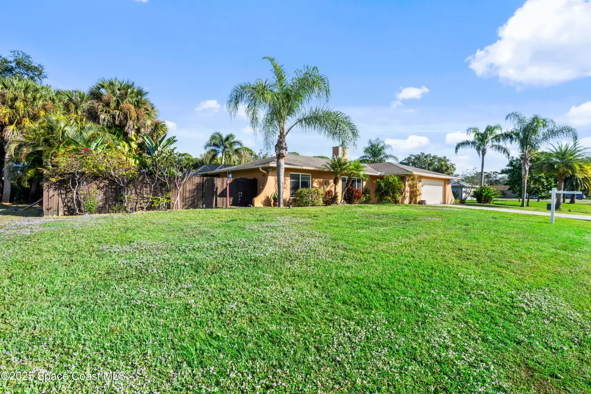 187 Naylor Street Ne, Palm Bay, FL 32907 - Image #1