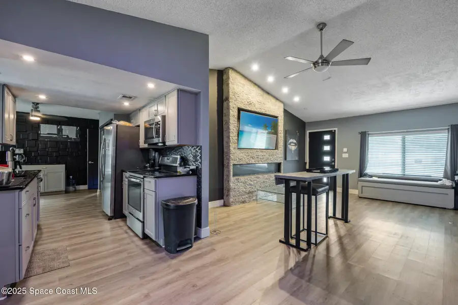 258 Emerson Drive Nw, Palm Bay, FL 32907 - Image #3