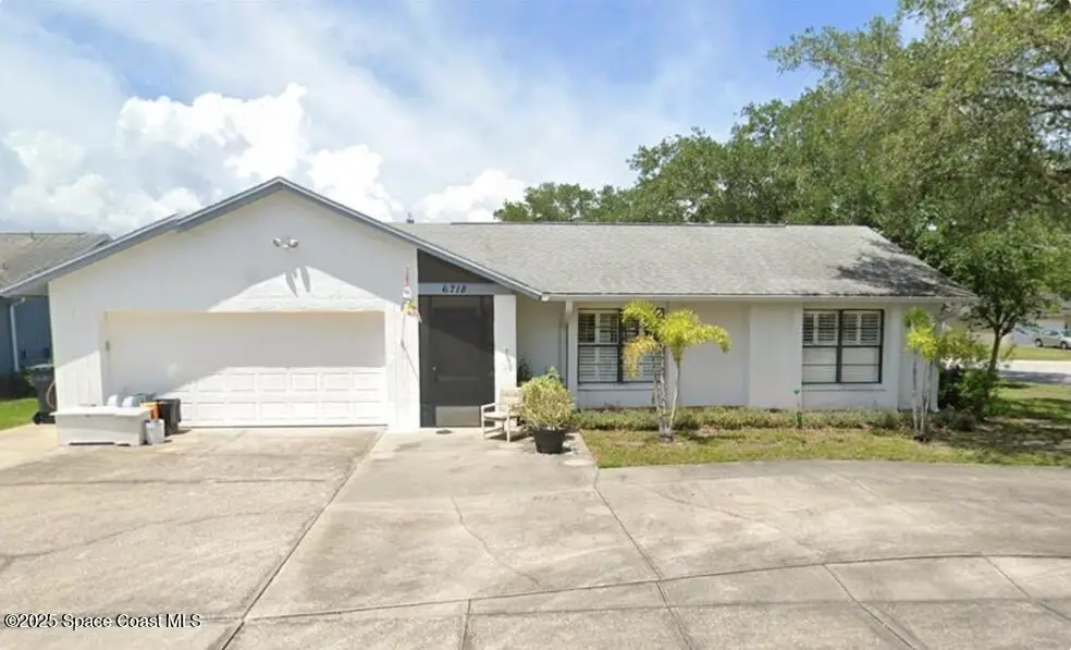 6718 Leeward Isle Way Way Nw, Tampa, FL 33615 - Image #1