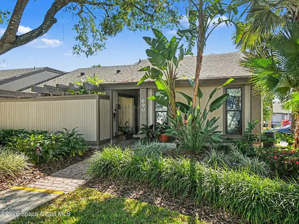 690 Lake Villas Drive, Altamonte Springs, FL 32701