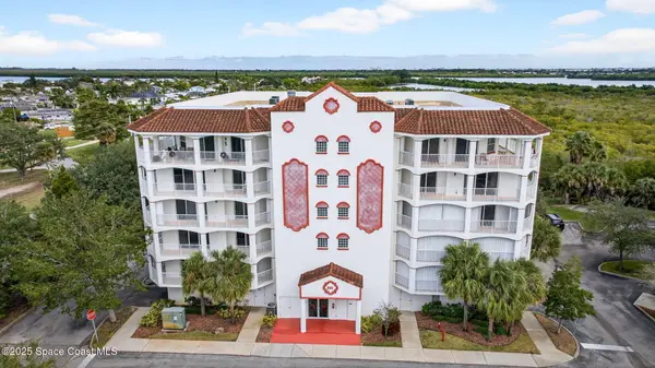 821 Del Rio Way #301, Cocoa Beach, FL 32931