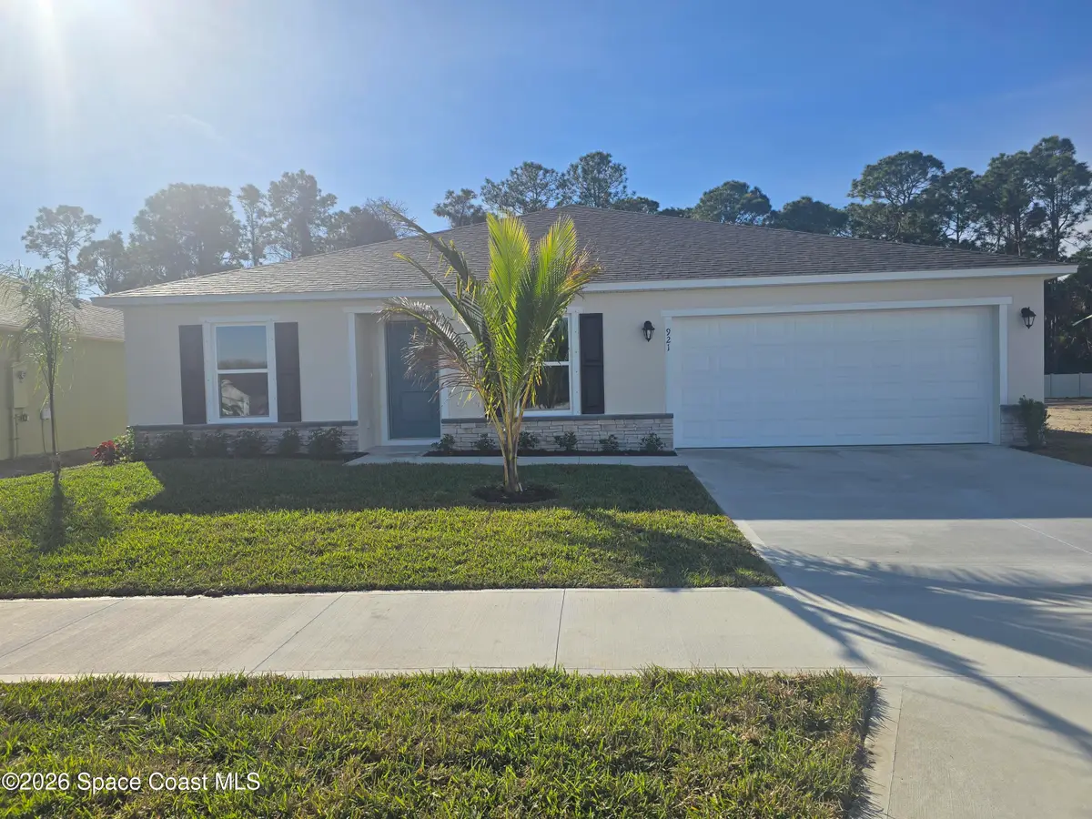 921 SW Richmond Circle Sw, Palm Bay, FL 32908 - Image #1