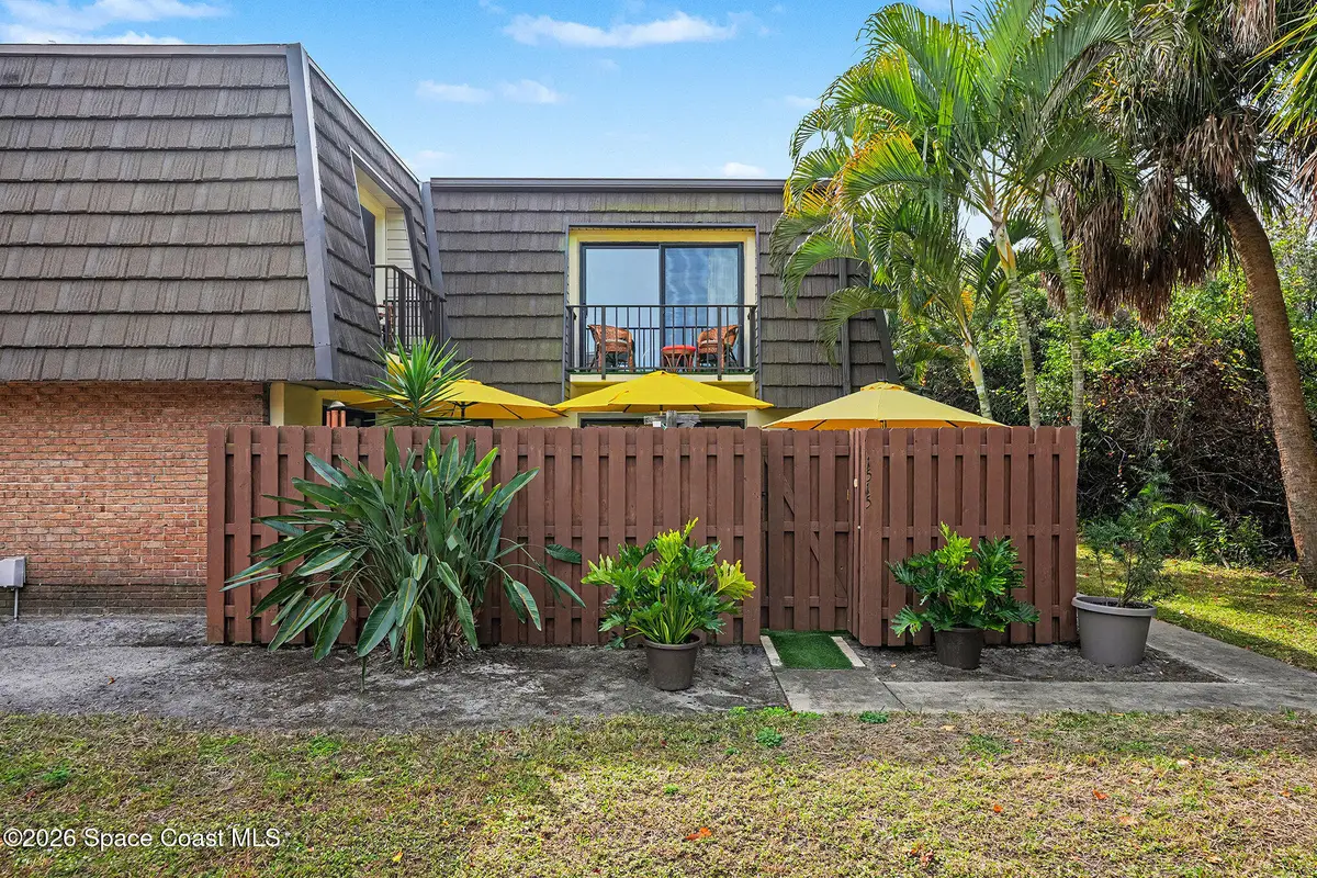 1515 Vista Oaks Circle Ne, Palm Bay, FL 32905 - Image #1