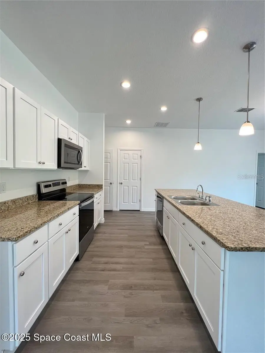 273 SW Santa Martia Street Sw #273, Palm Bay, FL 32908 - Image #3