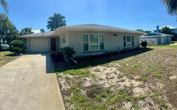 7181 Blue Shore Road, Grant, FL 32949