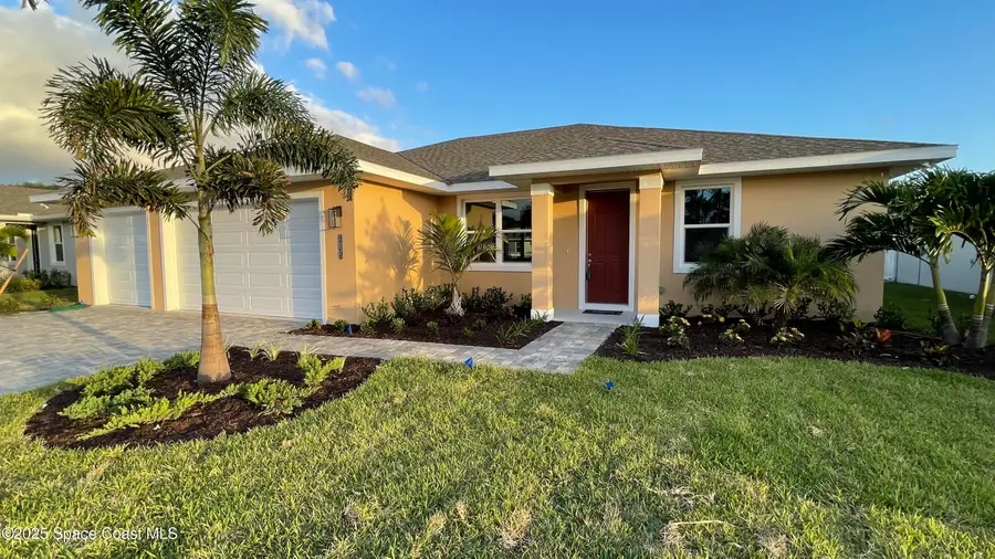 1035 Captiva Island Circle Sw, Palm Bay, FL 32908 - Image #2